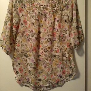 Lauren Conrad floral blouse size XS/S
